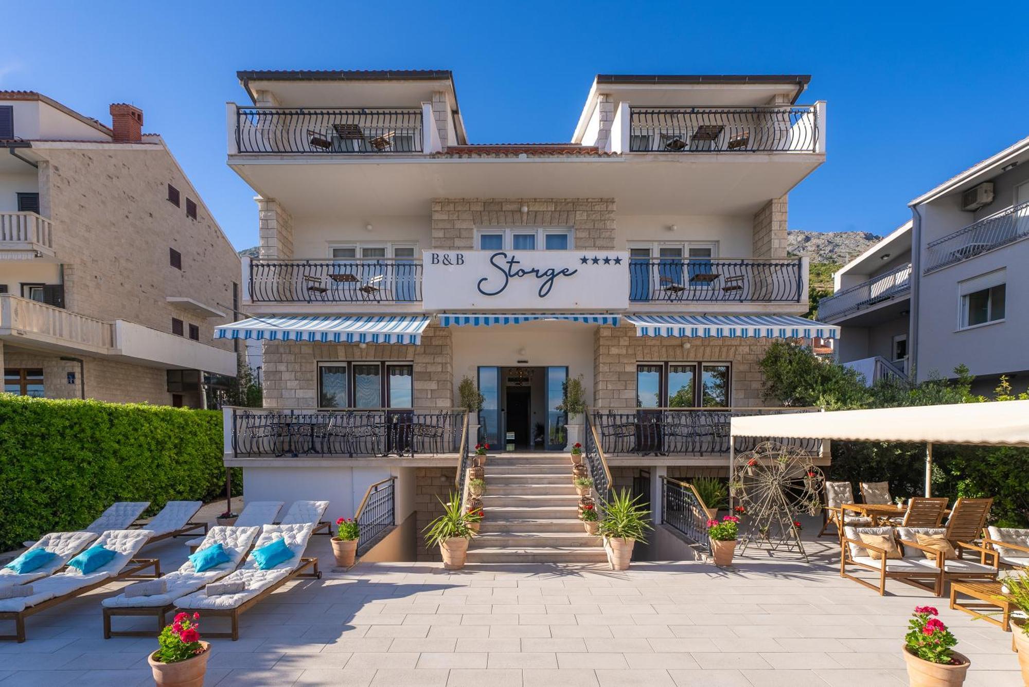Storge Boutique Bed & Breakfast Омиш Экстерьер фото