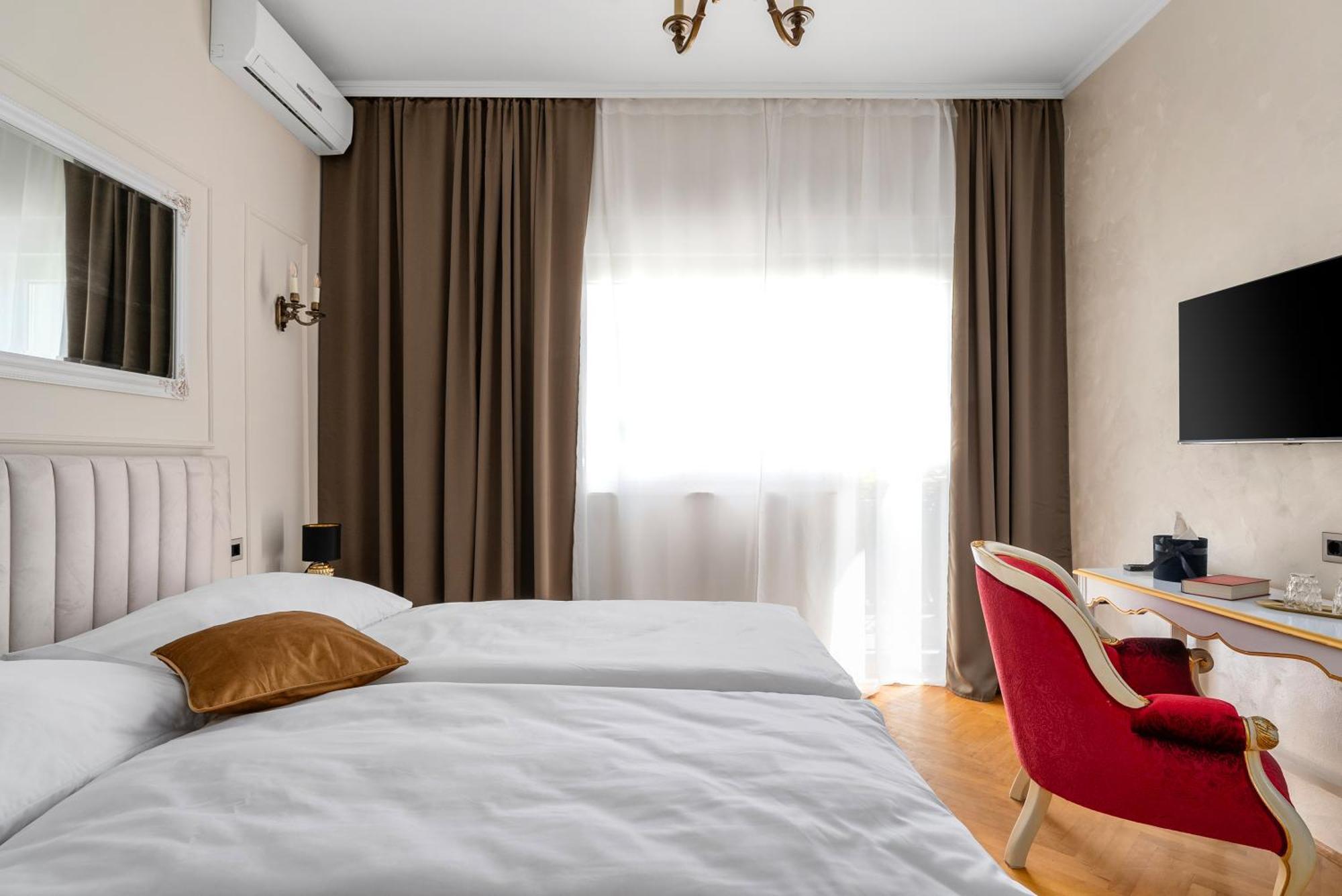 Storge Boutique Bed & Breakfast Омиш Экстерьер фото