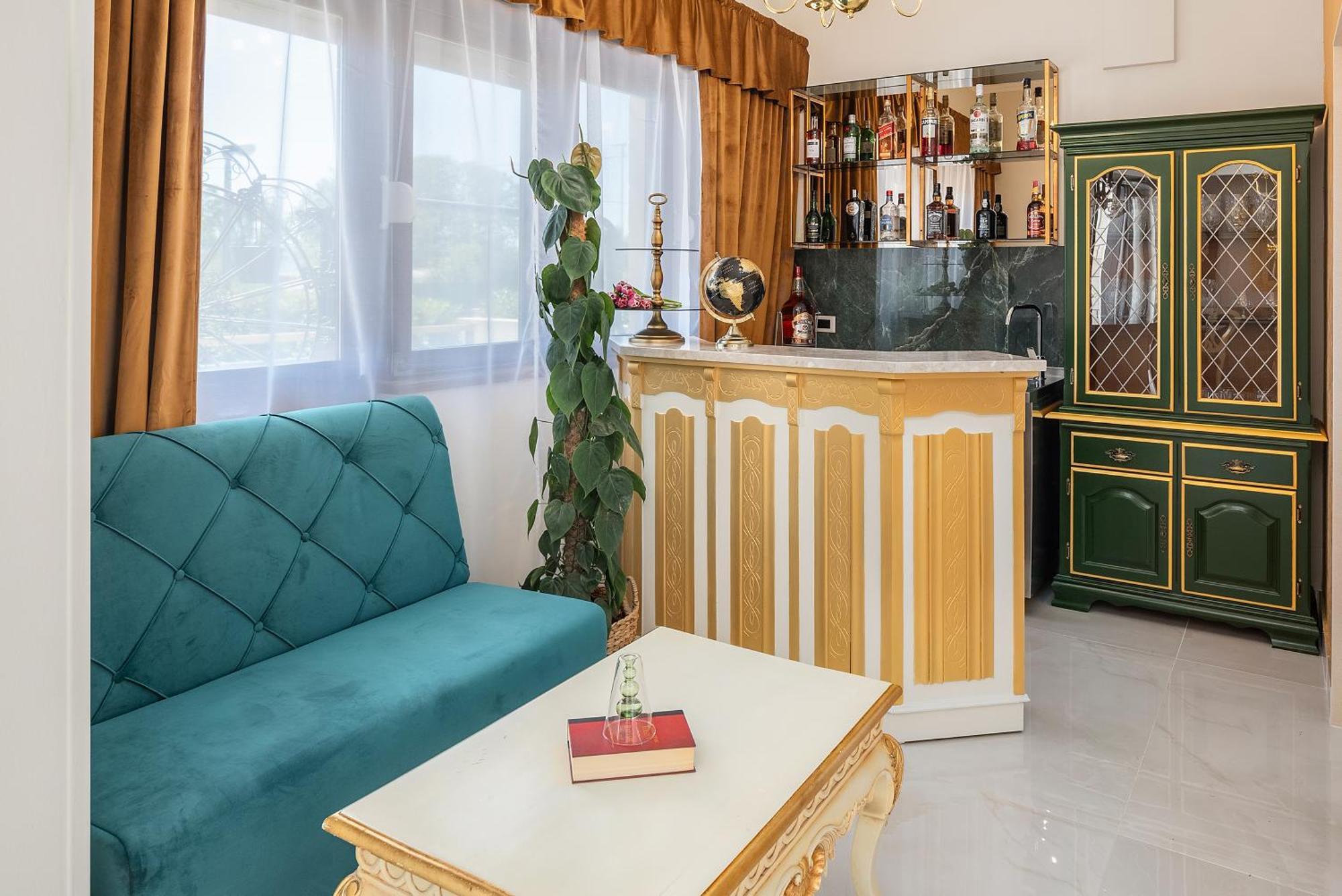 Storge Boutique Bed & Breakfast Омиш Экстерьер фото
